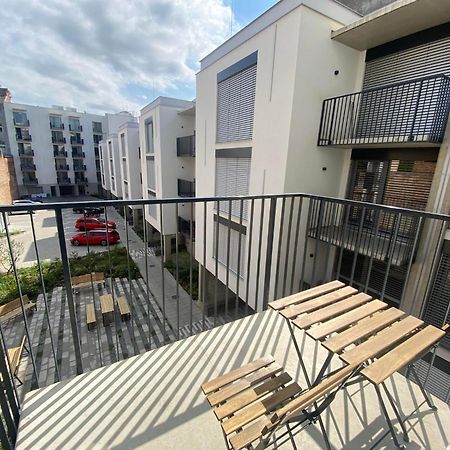 Bella Apartments Brno Eksteriør billede